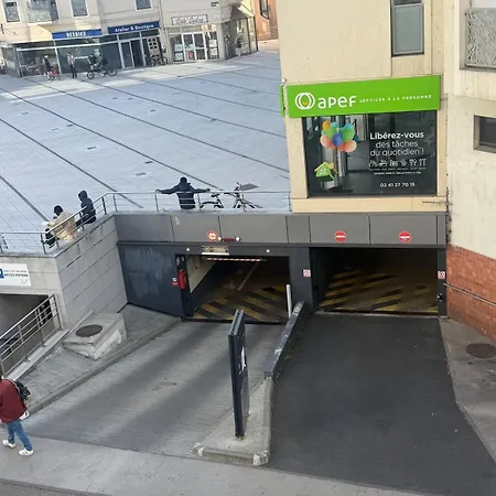 Hyper Centre, Vue Cathedrale, Bike And Car Parking * Angers